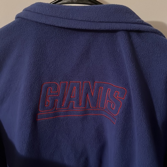 NFL Giants pull over sweatshirt. Very soft, never worn, new with tags. - Picture 4 of 5